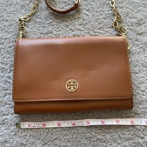 Tory Burch Chain Wallet Crossbody in rare Tan & Blue color
